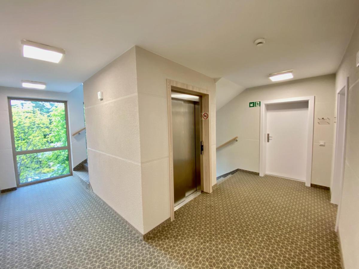 Apartamenty Park Миелно Екстериор снимка