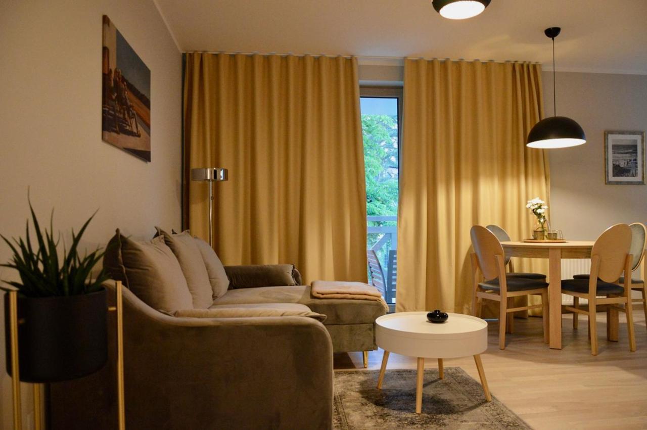 Apartamenty Park Миелно Екстериор снимка